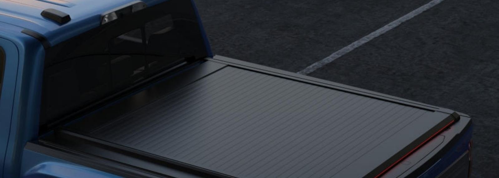 Pickup truck fitted with an FCX Automotive roller lid tonneau cover